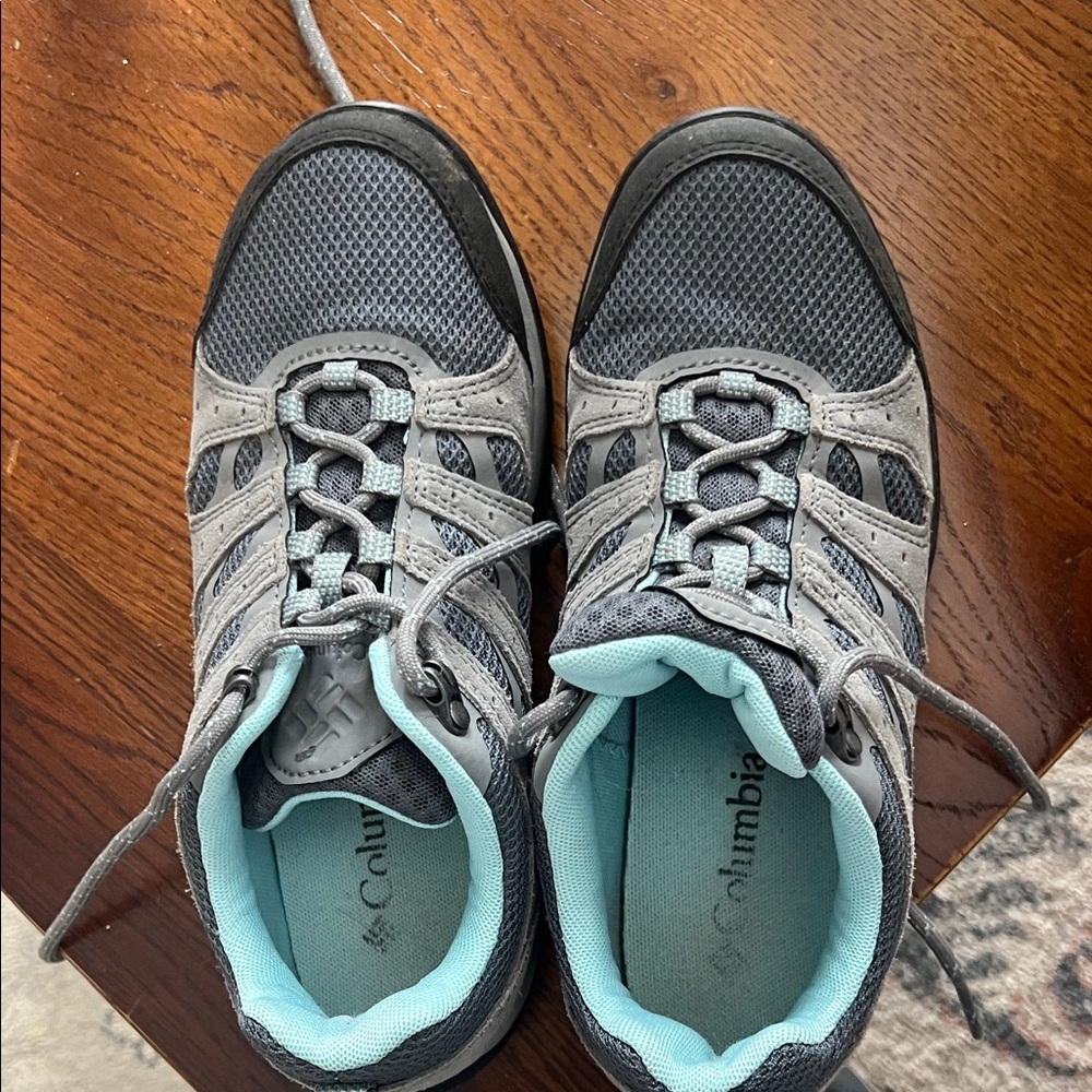 Columbia Women's Athletic Shoes in Gray and Teal